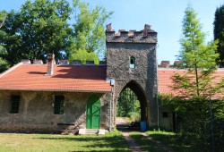 kamenná brána Zdechovice_archiv DSVČ