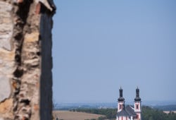 výhled z hradu Košumberk 