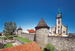 POL_Městské hradby s kostelem sv. Jakuba
