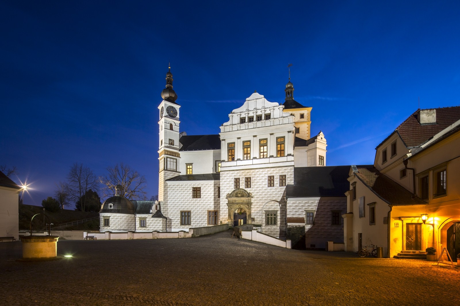 Pardubice Castle Locations East Bohemia Film Office
